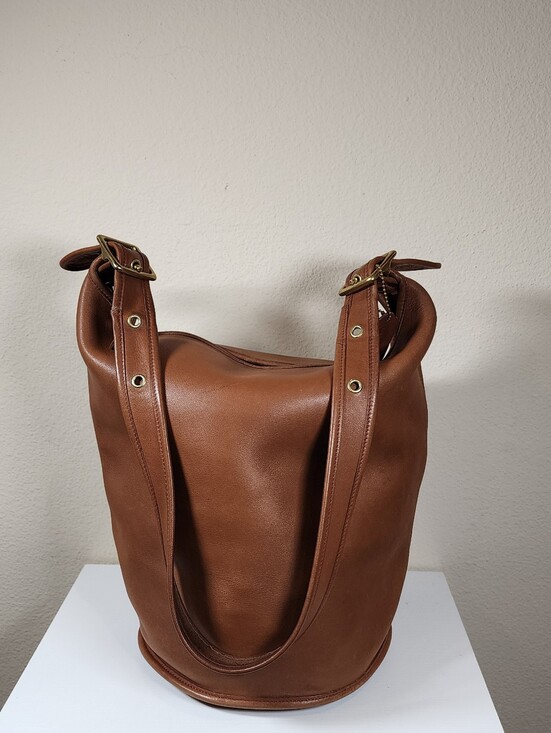 Coach Handbags - Vintage Coach British Tan Duffle Sac #9085